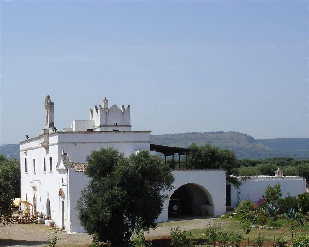 Masseria Palombara Grande Остуни Екстериор снимка